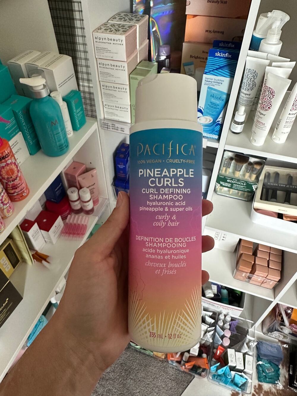 Pacifica Pineapple Curls Shampoo